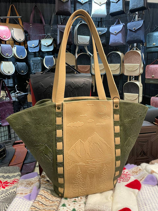 CAMELLIA ivory/olive