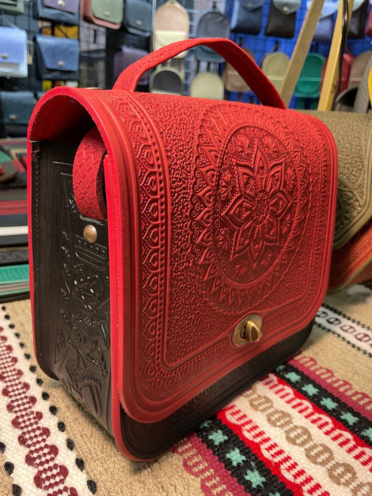 HELIANTHUS red/black