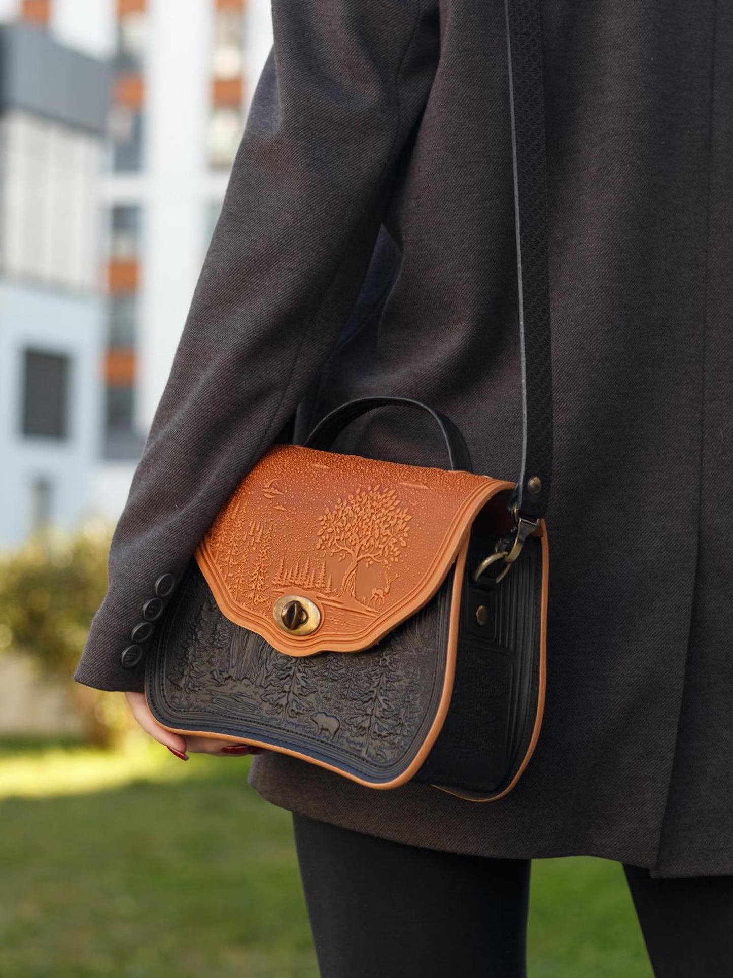 CALYPSO cognac/black