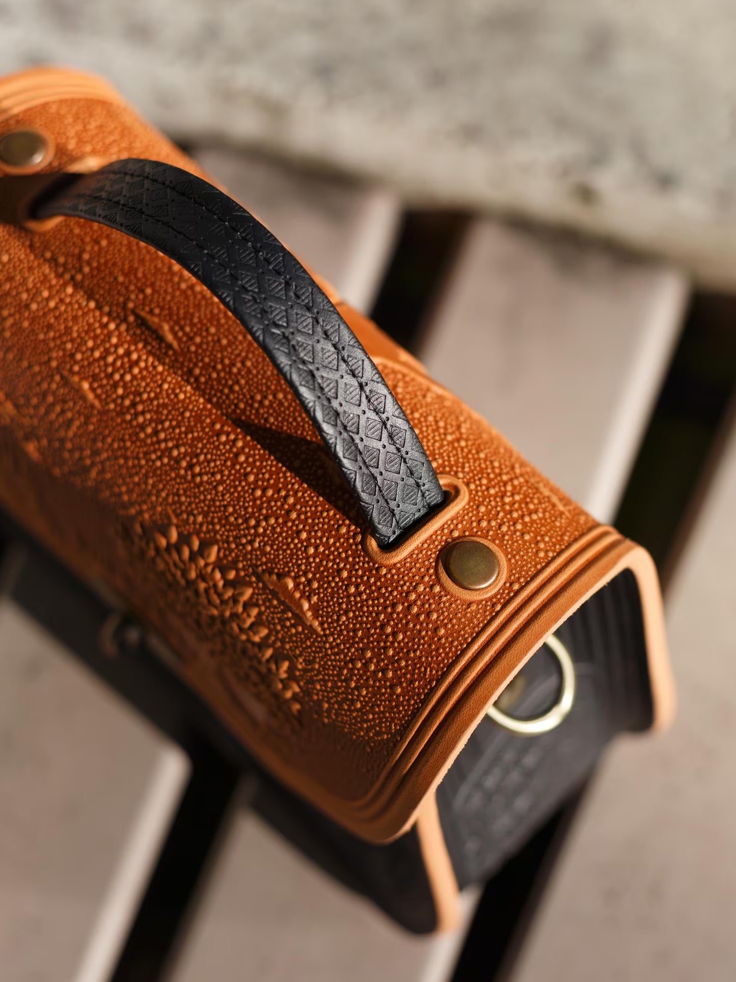 CALYPSO cognac/black