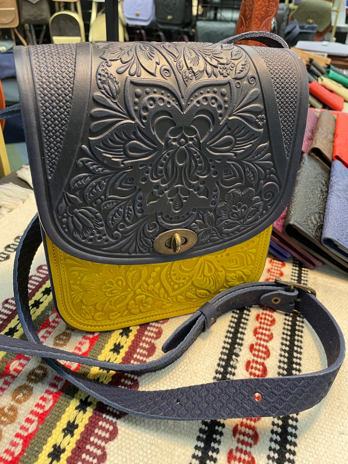 Lily - Crossbody Purse | Blue - Yellow