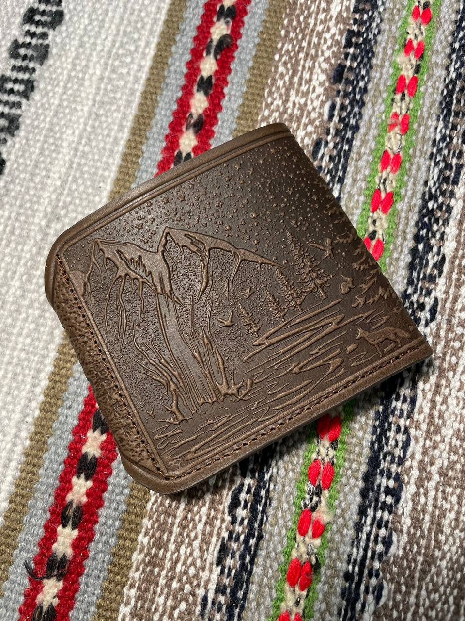 Woodland - Wallet for Women and Men | Brown